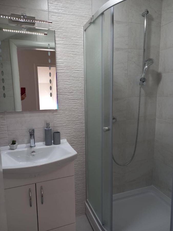 Apartmani Kaic Ливно Экстерьер фото