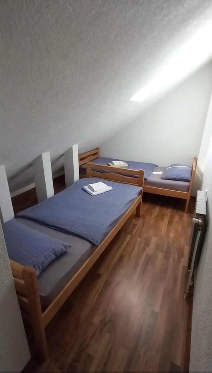 Apartmani Kaic Ливно Номер фото